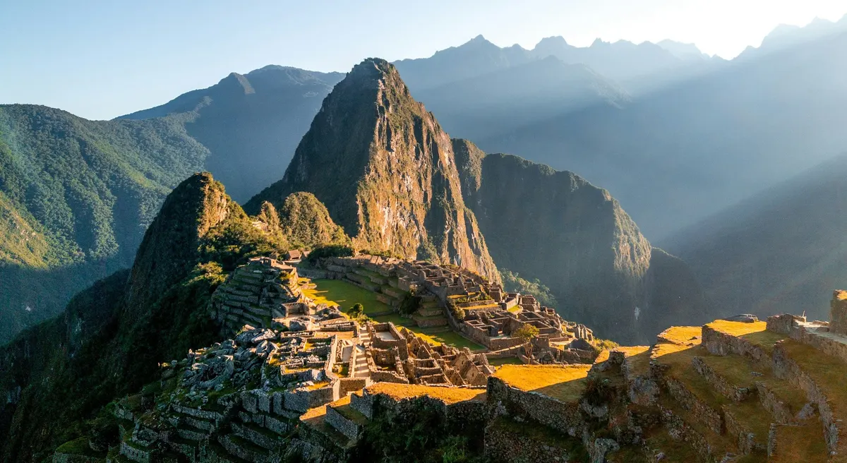 Machu Picchu al amanecer